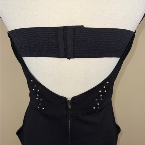Guess Strapless Black Mini Dress Studded Size 8 Pockets Punk Goth Clubbing - Picture 9 of 16